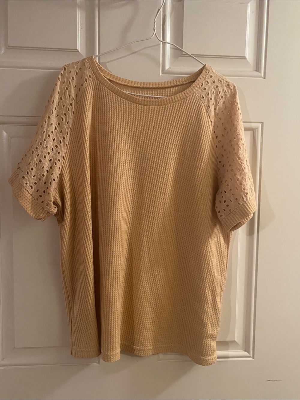 Women’s Cream Short Sleeve Waffle Tee with Eyelet Sleeves